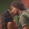 Quinota (Larissa Bocchino) beija Artur (Túlio Starling) em cena da novela No Rancho Fundo