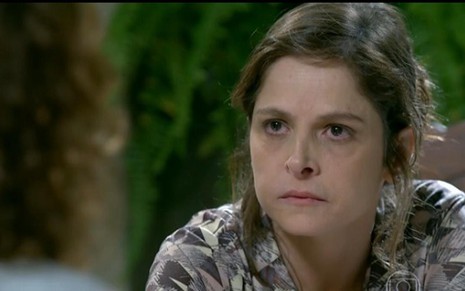 Drica Moraes (Cora) em cena com Malu Galli (Eliane, de costas) na novela Império, da Globo - Reprodução/TV Globo